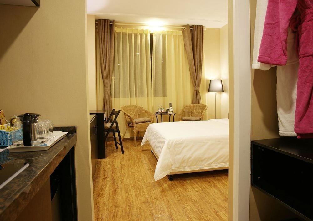 Four Seasons Spring Hotel Canton Extérieur photo