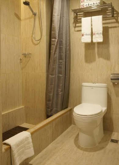 Four Seasons Spring Hotel Canton Extérieur photo